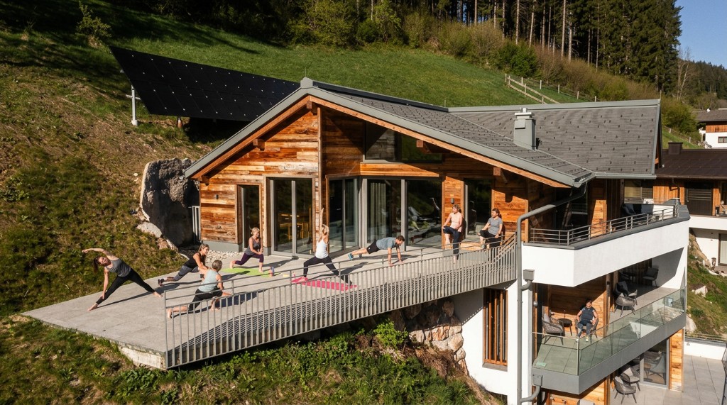 Yoga auf der Terrasse des DasKöniglich